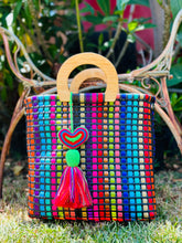 Load image into Gallery viewer, La Adriana Wooden Handle Tote