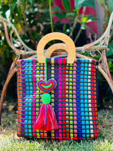 Load image into Gallery viewer, La Adriana Wooden Handle Tote
