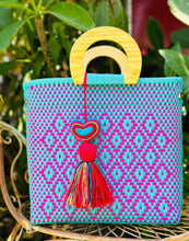 Load image into Gallery viewer, La Adriana Wooden Handle Tote