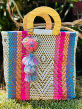 Load image into Gallery viewer, La Adriana Wooden Handle Tote