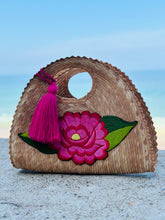 Load image into Gallery viewer, Florecita Maura Palm Leaf Bag