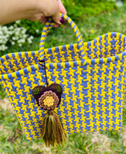 Load image into Gallery viewer, Sofia Summer Time Tote