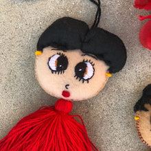 Load image into Gallery viewer, La Betty Pompón