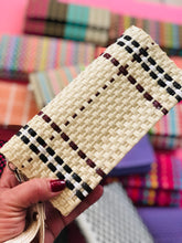Load image into Gallery viewer, Fabiola Wallet París Beige