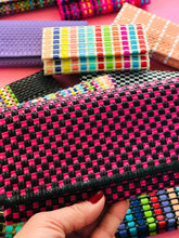 Load image into Gallery viewer, Fabiola Wallet Checkered