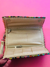 Load image into Gallery viewer, White Arcoíris Fabiola Wallet