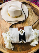 Load image into Gallery viewer, Zapotec Diamanté Bolsa