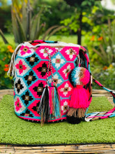 Load image into Gallery viewer, Guajira Bolsa Wayúu