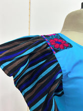 Load image into Gallery viewer, Blusita Mariposa en Azul