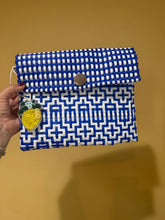 Load image into Gallery viewer, La Dolce Artesania Envelope Clutch Bag