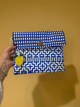 Load image into Gallery viewer, La Dolce Artesania Envelope Clutch Bag