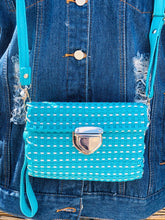 Load image into Gallery viewer, Yali Bag Turquoise and White