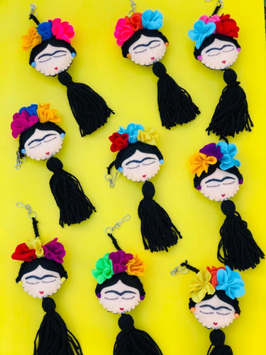 Frida Tassel Charm Pompón