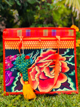 Load image into Gallery viewer, Tehuana Oversized Mercado Bag
