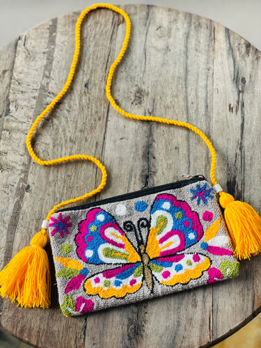 Fuzzy Mariposa Wayuu Clutch