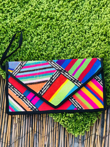 Luciana Caña Flecha Clutch